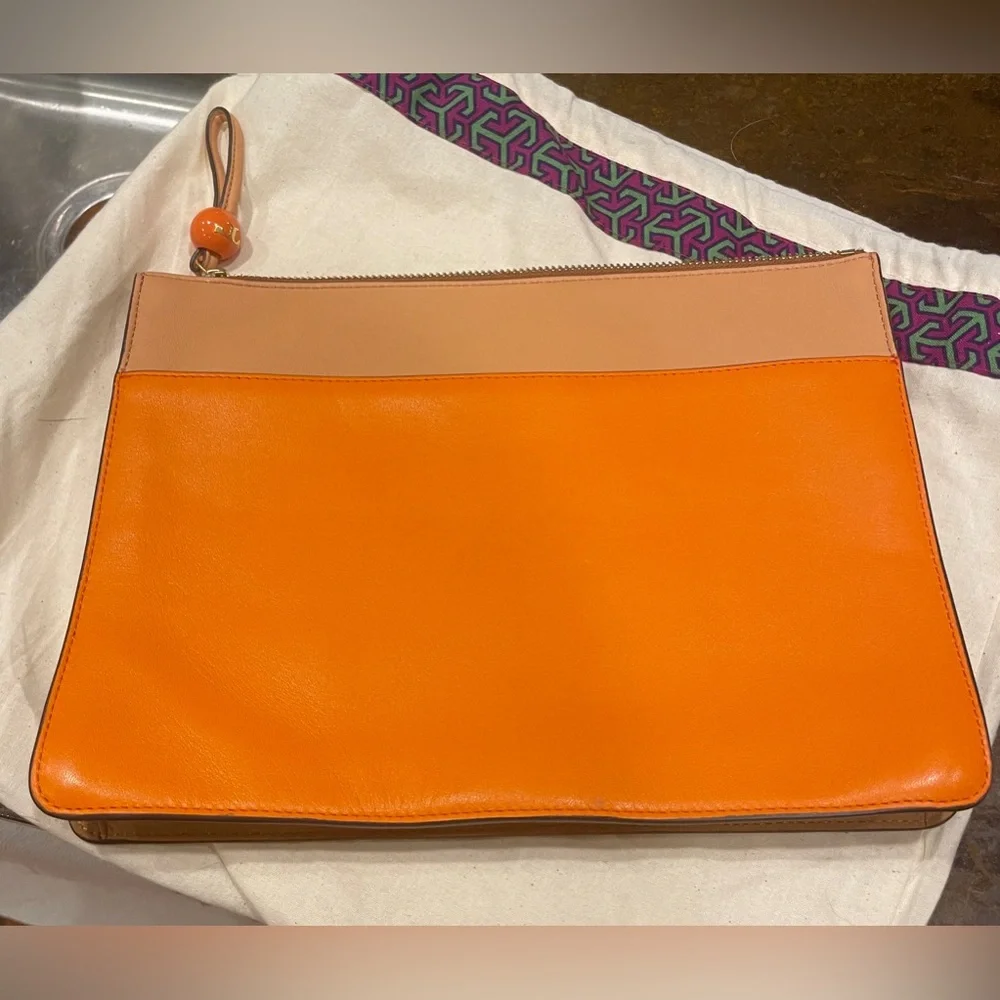 NWT Tory Burch Toucan Appliqué Pouch - Picture 2 of 4